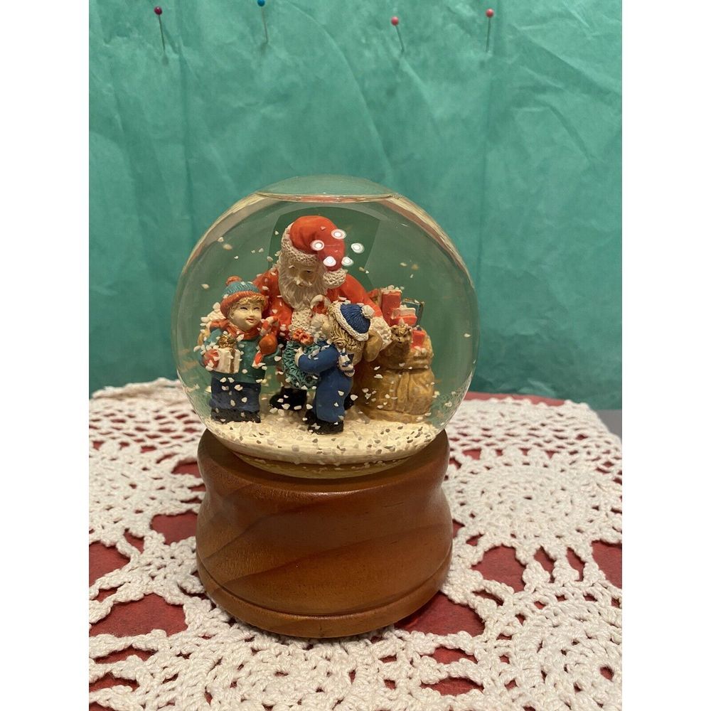 The San Francisco Music Box‎ Company Musical Snow Globe W/Santa & children VTG